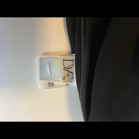 Diane Von Furstnberg (DVF) sleeveless dress - Picture 5 of 5